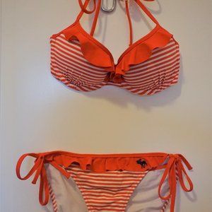 Abercrombie swimsuit top and bottom